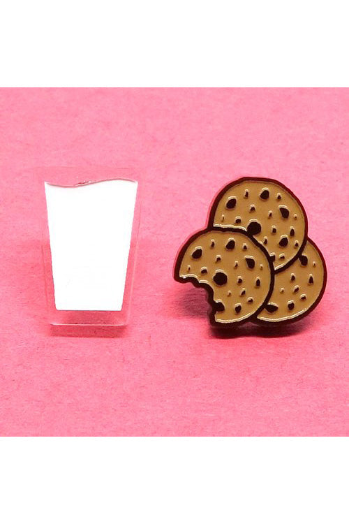 Lili1024 Milk & Cookies Studs