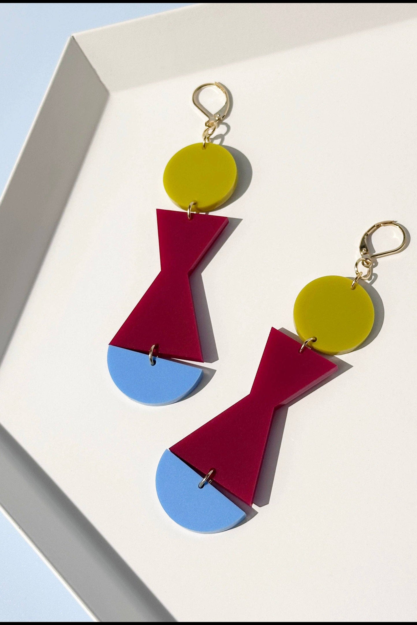 Abstract Shape Dangle Earrings