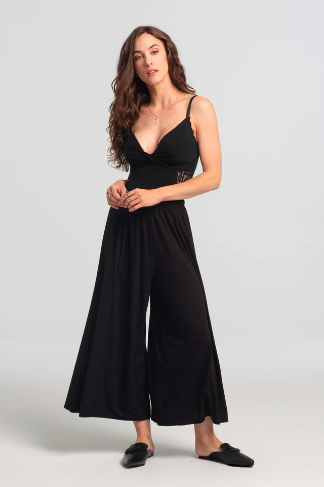 Maeve Pants by Kollontai, Black, very wide legs, slightly cropped length, lightweight, elastic waist, sizes XS to XXL, made in Montreal