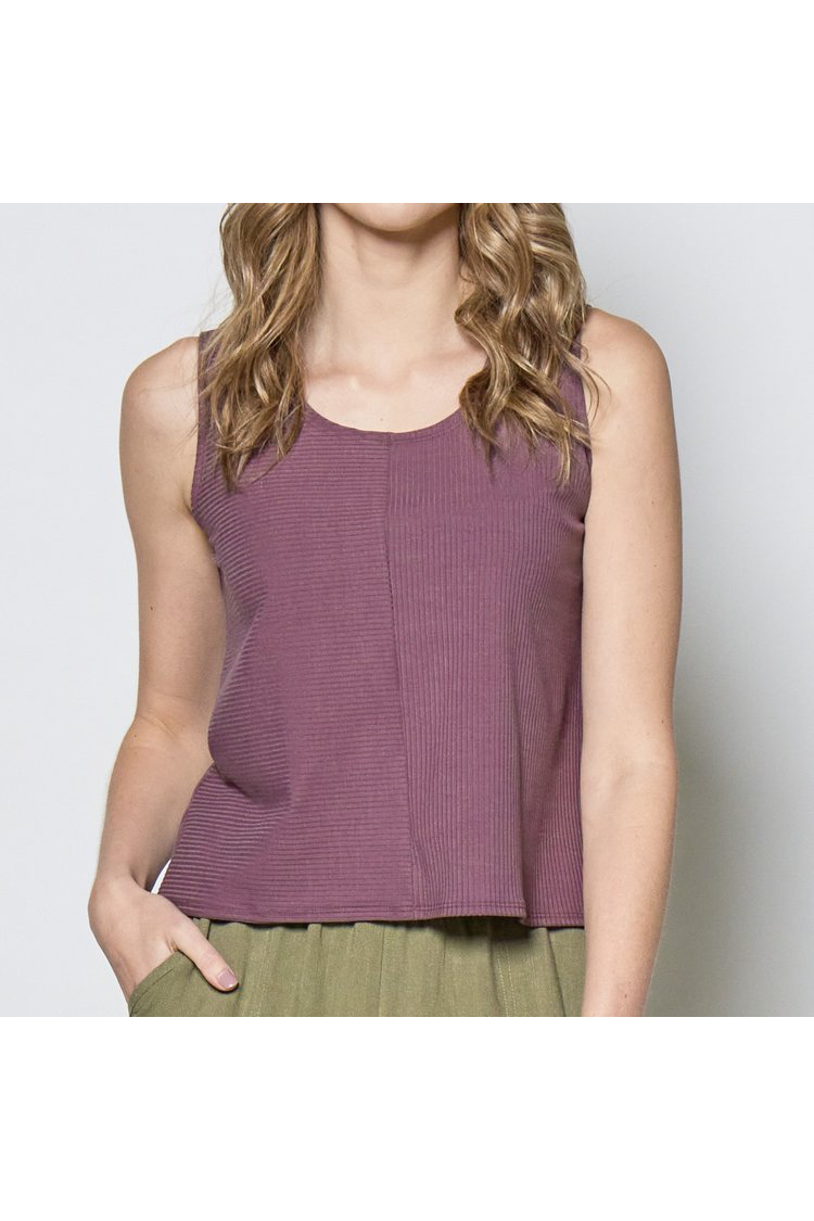 Livia Tank by Tangente, Violet, slightly cropped tank, cross-directional ribbing on the front, bamboo jersey, eco-fabric, OEKO-TEX certified, sizes XS to XXL, made in Ottawa
