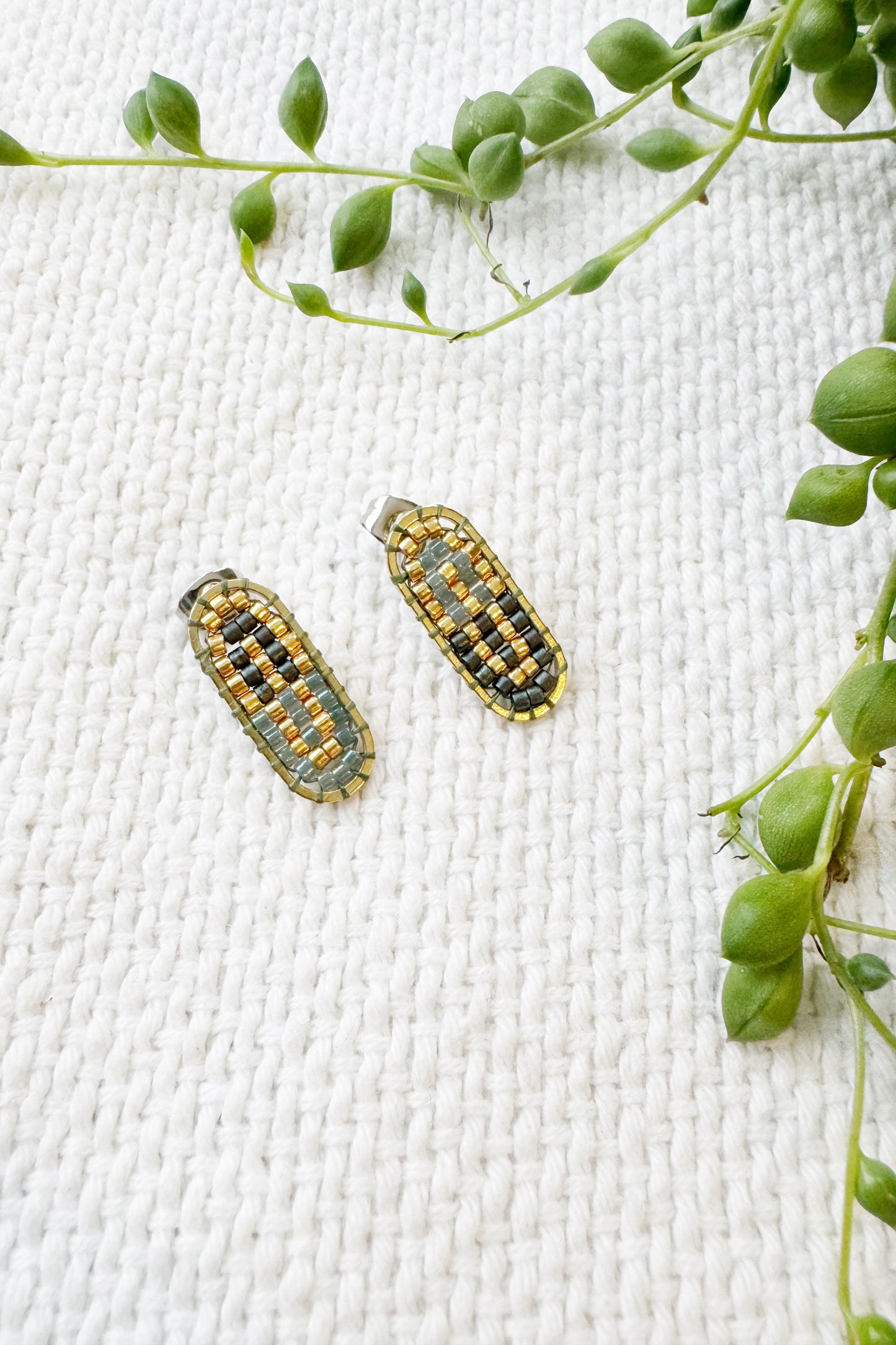 Mini Freya Capsule Studs