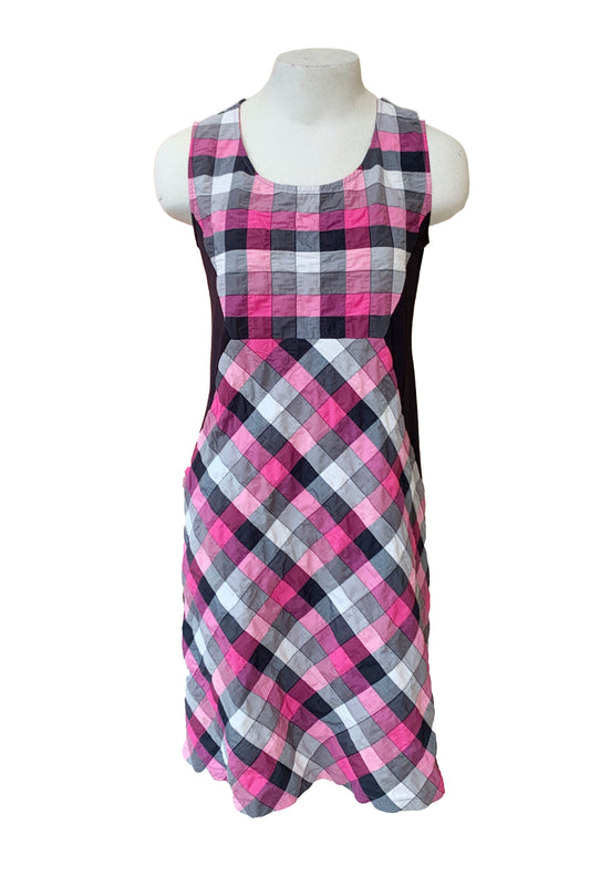 Amanda Dress by Solomia, Pink/White/Black, plaid, sleeveless, round neck, contrasting black panels at the sides, above the knee, sizes XS to L, made in Carleton Place