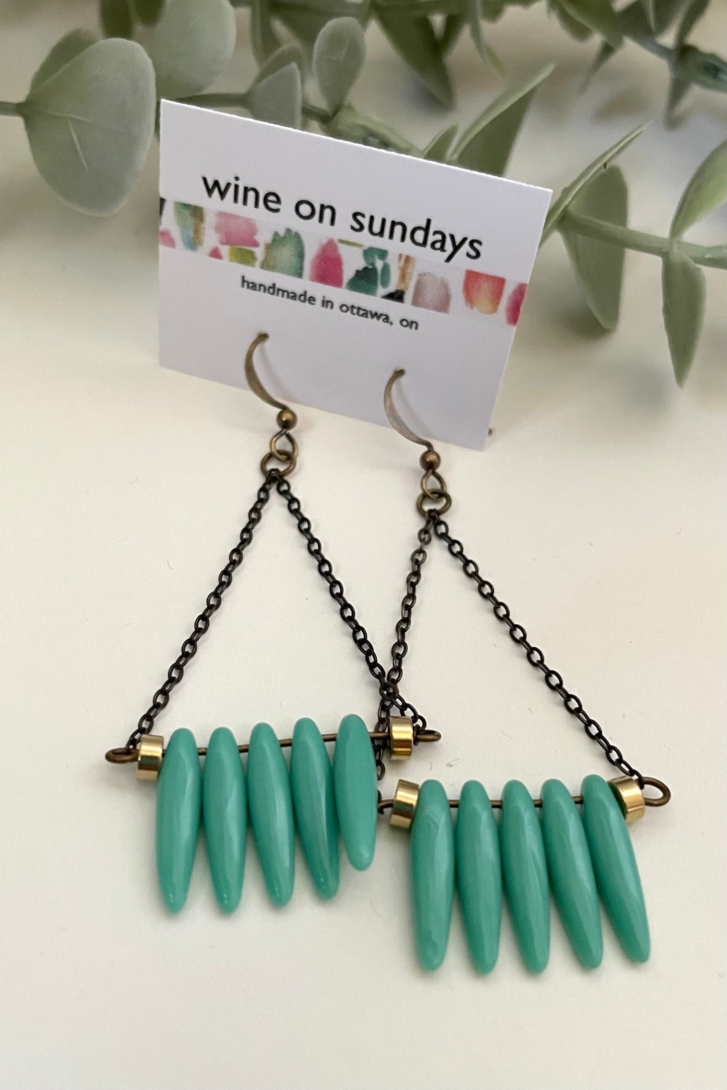 Evelyne Dangles