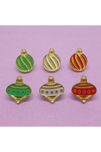 Lili1100 Christmas Ornament Studs