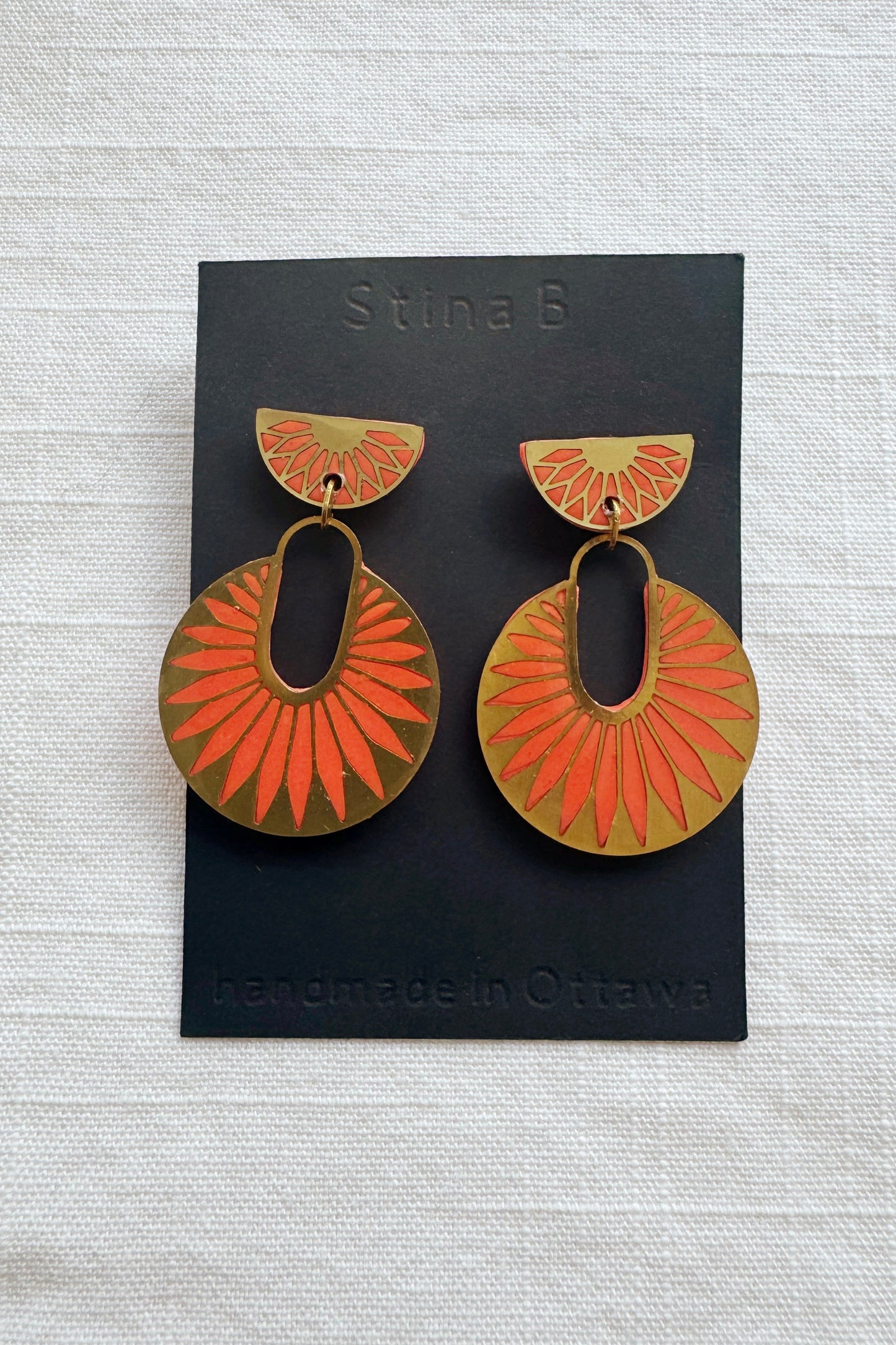 Corona Dangle Stud Earrings