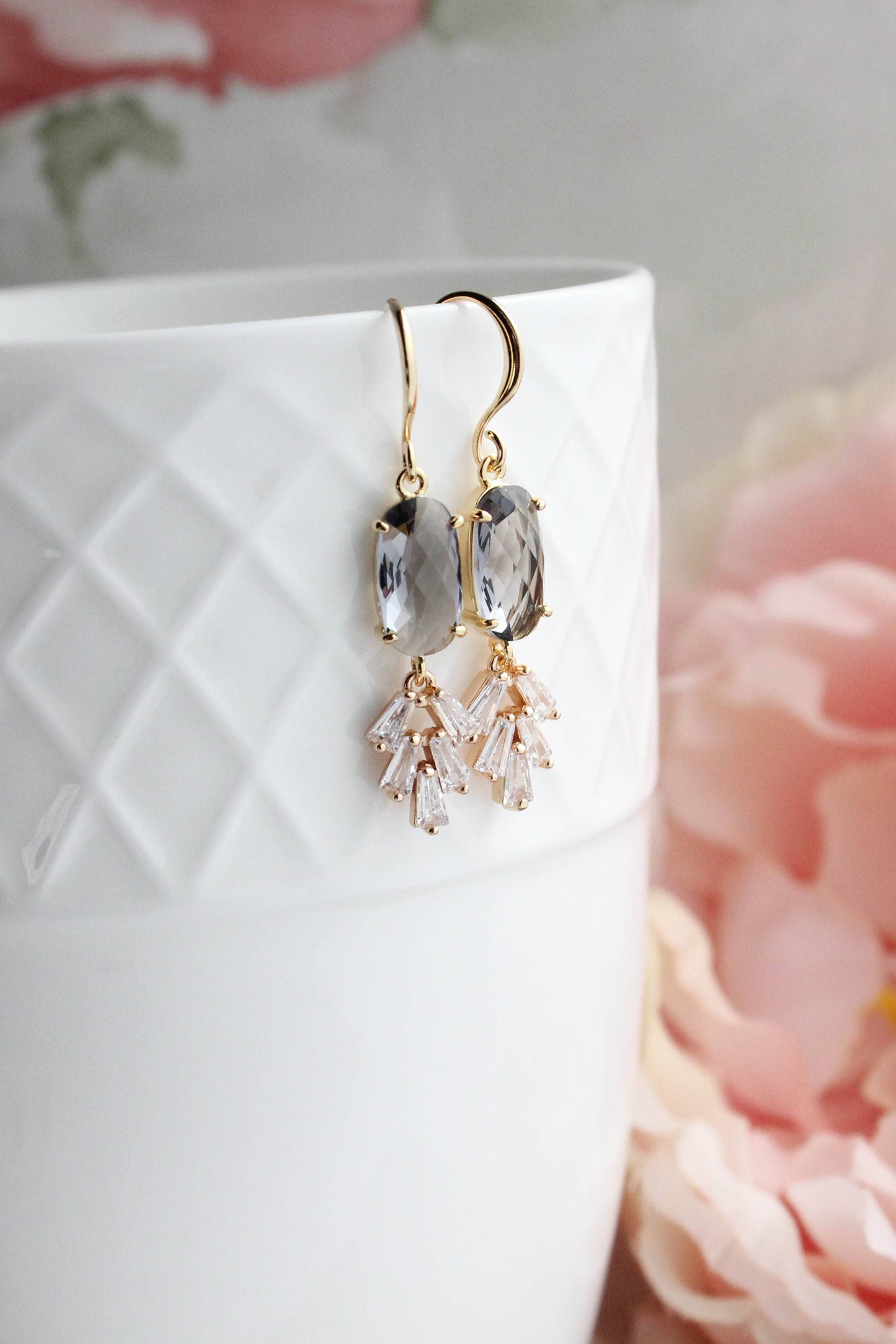 Art Deco Sparkling Leaf Earrings (4 colors)