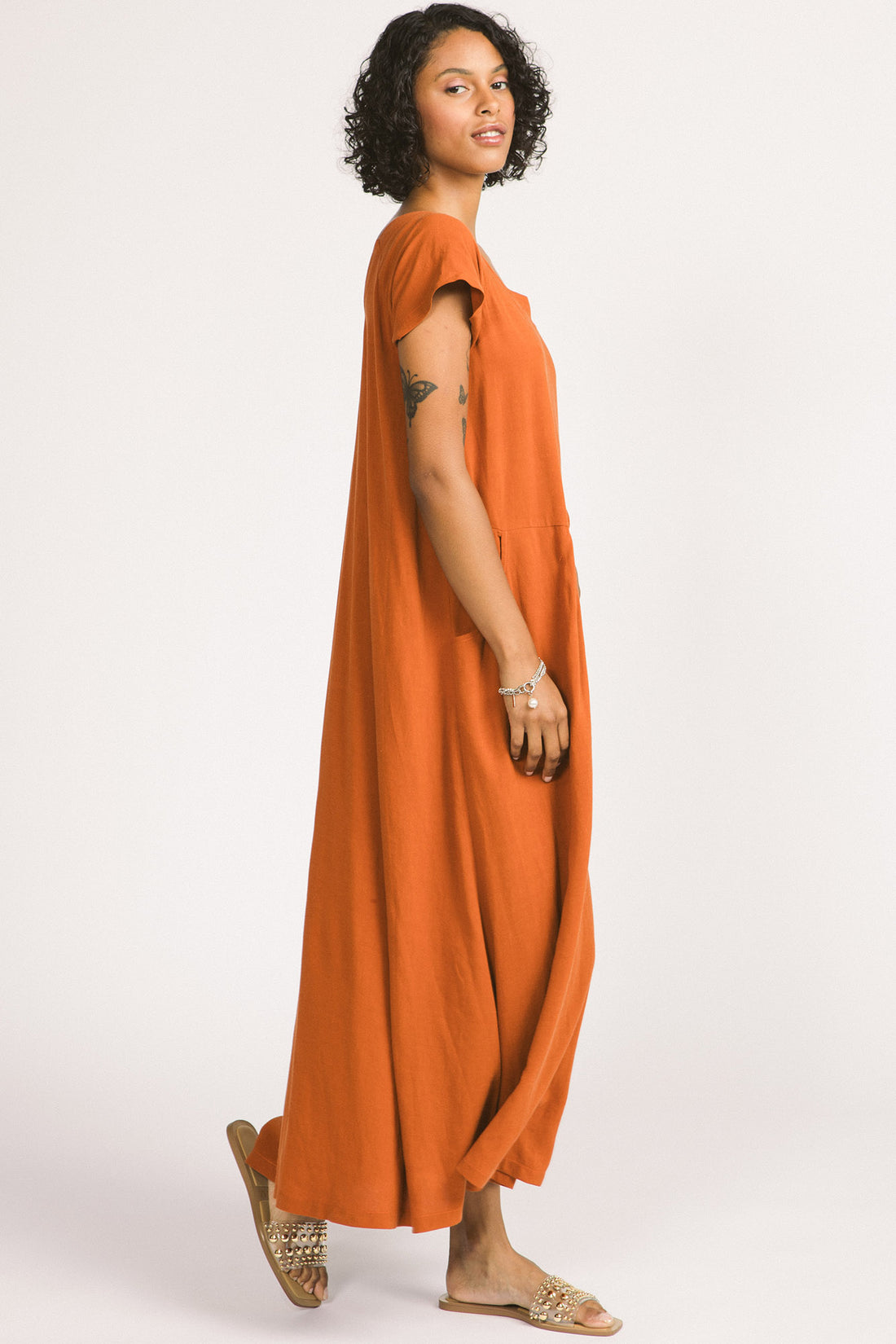 Enola Dress by Allison Wonderland, Rust, voluminous maxi dress, scoop neck front and back, short raglan sleeves, front horizontal seam with gathers below the natural waist, pockets, matching belt, eco-fabric, viscose, linen, sizes 2-12, made in Vancouver