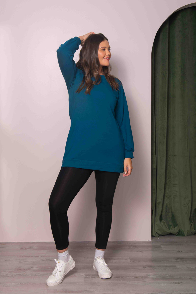 Gaia Tunic by Cherry Bobin, Blue, cotton/bamboo fleece, round neck, long sleeves with gathers at cuff, mid-thigh length, slightly loose fit, eco-fabric, sizes XS to 3XL, made in Montreal