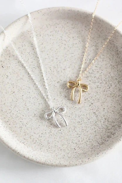 Bow Necklace