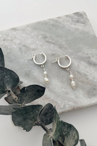Lindsay Pearl Earrings