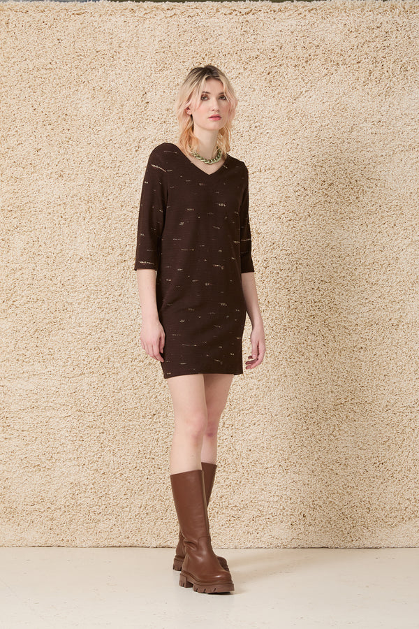 Meg Tunic by Cokluch, Ganache, V-neck, V-opening at back with adjustable strap, straight cut, 3/4 sleeves, mid-thigh length, sizes XS to XL, made in Montreal