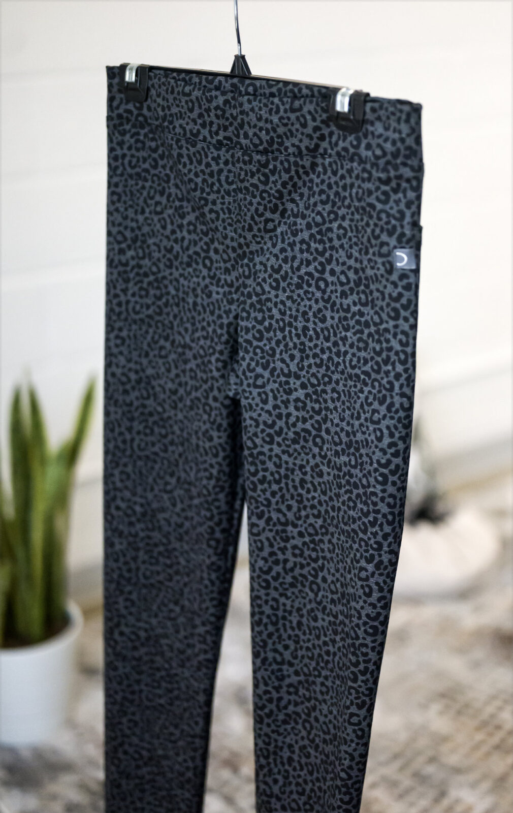 Delice Pants by Marie, Leopard, pull-on, slim fit, Ponte di Roma fabric, rear pockets, sizes XS to XL, made in Quebec