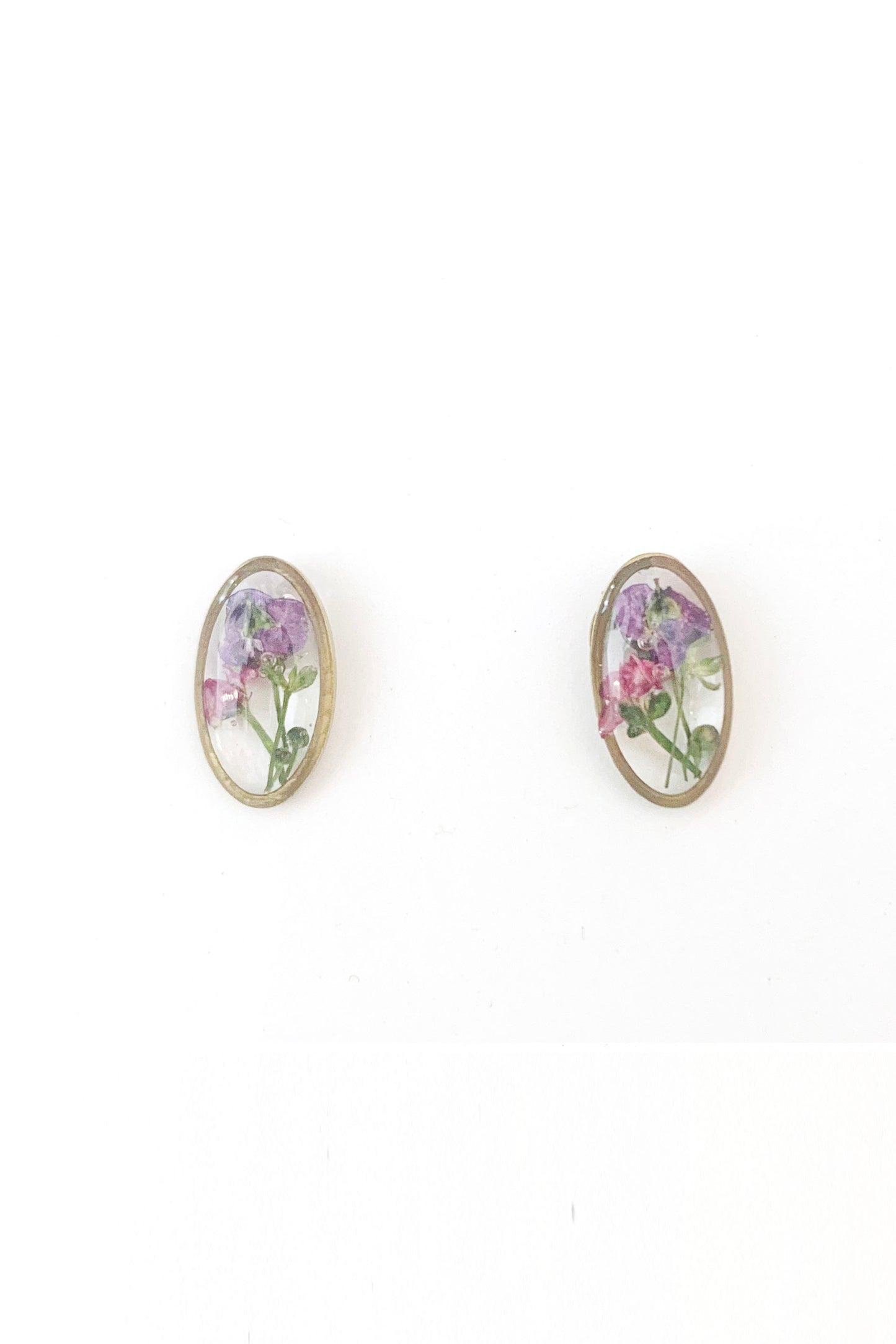 Pressed Flower Oval Stud Earrings