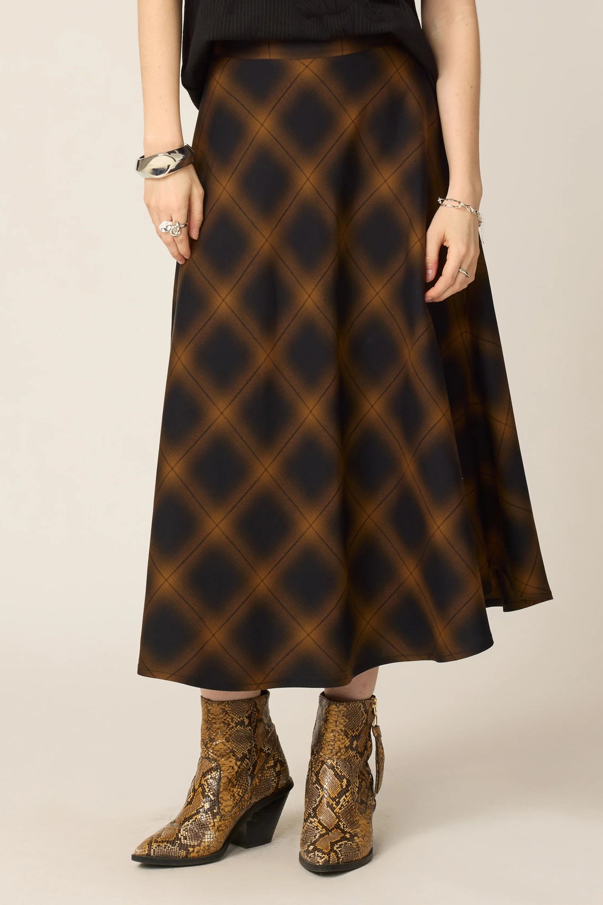 Beth Skirt