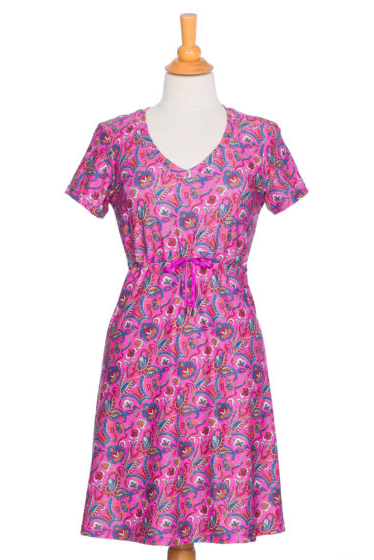 Billie Dress by Rien ne se Perd, Pink, v-neck, short sleeves, pink ribbon drawstring under bust, flared skirt, above the knee length, sizes XS to XXL, made in Quebec 