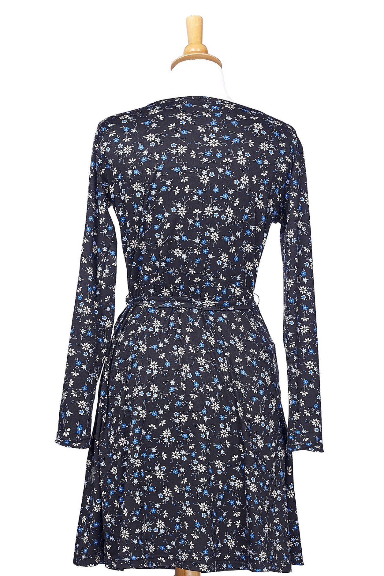 Ste-Anne Dress by Rien ne se Perd, Blue, back, floral, faux-wrap dress, tie belt, pleats at shoulders, fit and flare, sizes XS to XXL, made in Quebec