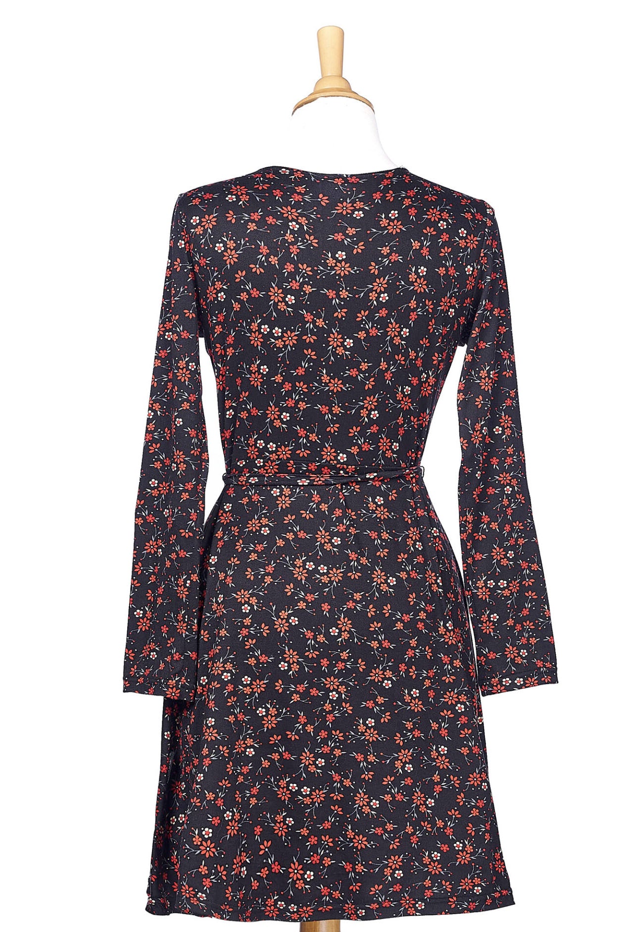 Ste-Anne Dress by Rien ne se Perd, Red, back view, floral, faux-wrap dress, tie belt, pleats at shoulders, fit and flare, sizes XS to XXL, made in Quebec