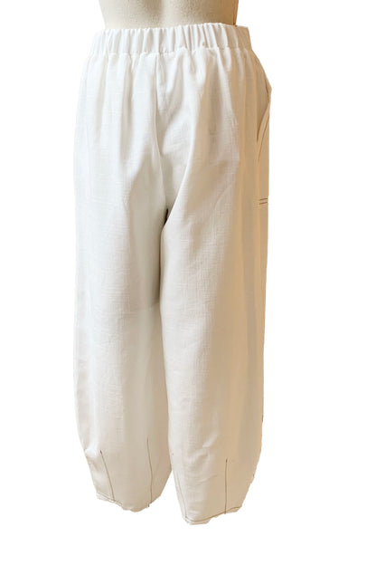 Marina Pants by Compli K, White, back view, waistband has elastic at sides, wide leg tapers at the ankle with darts, cropped, eco-fabric,rayon and linen, sizes XS to XXL, made in Montreal 